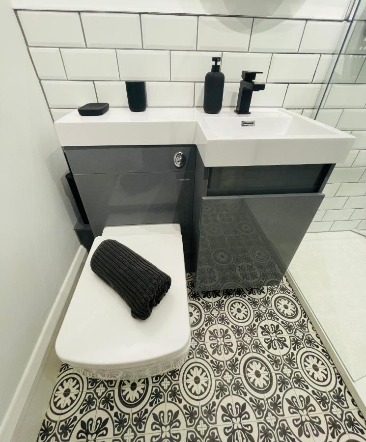 Stone'S Throw, 1 Bed Self-Contained Studio Apartment East Preston Ngoại thất bức ảnh